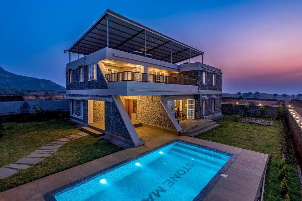 Stone Mansion By Phoenix Stays Igatpuri Exteriör bild