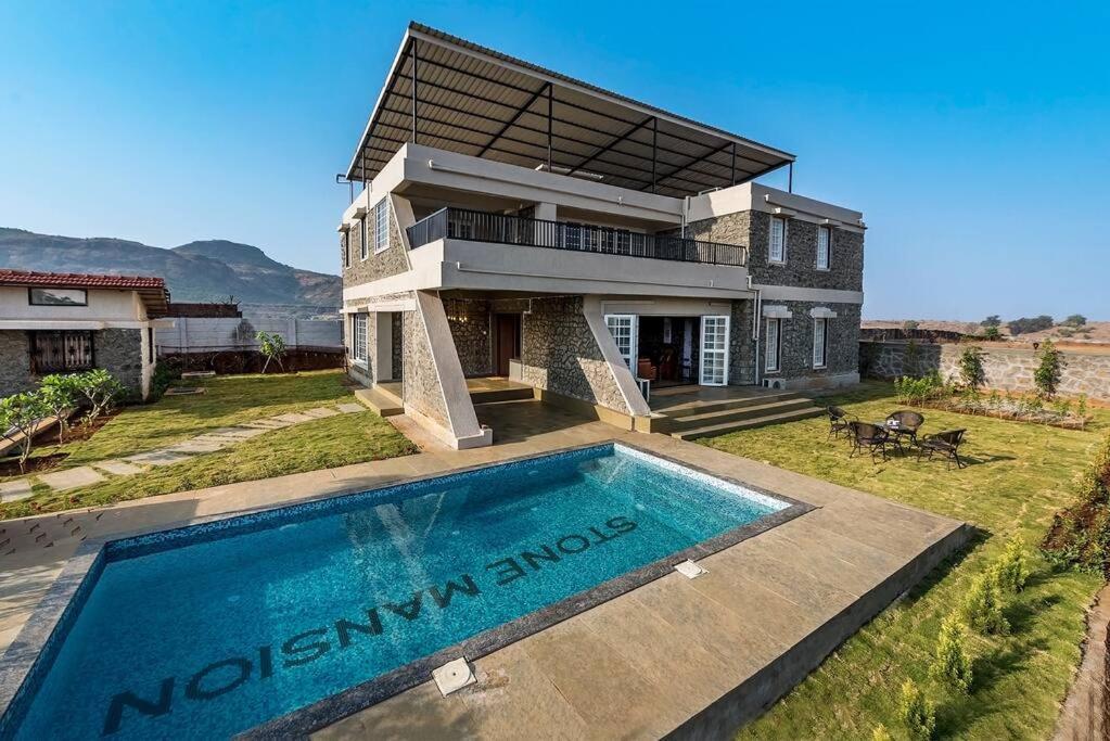 Stone Mansion By Phoenix Stays Igatpuri Exteriör bild